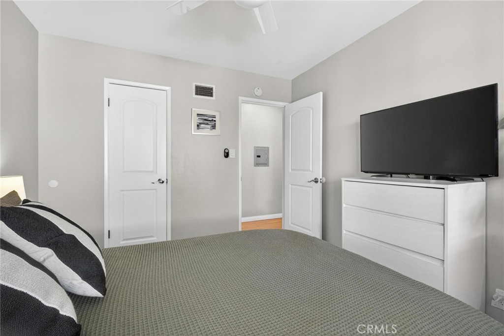 1057 East Appleton Street, Unit 10 Long Beach, CA 90802 - Photo 14 of 19