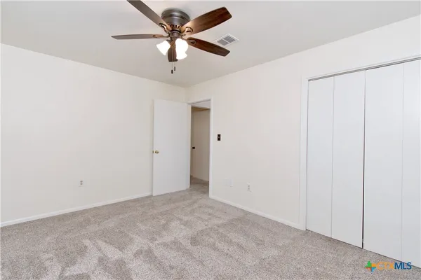 $2,100 | 1405 Oak Park Lane, Salado, TX 76571