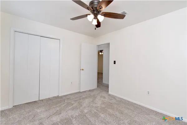 $2,100 | 1405 Oak Park Lane, Salado, TX 76571