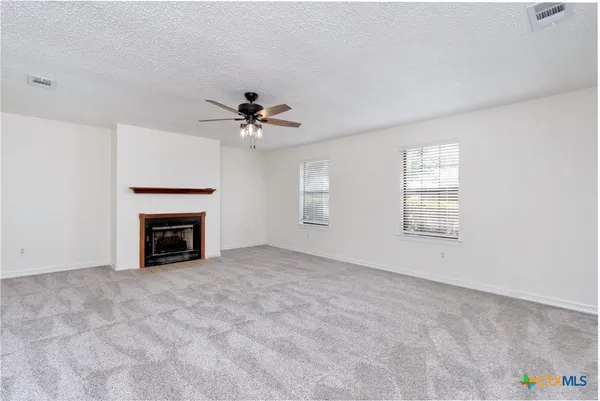 $2,100 | 1405 Oak Park Lane, Salado, TX 76571