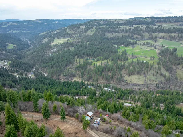 $225,000 | 751 Wilderness Drive, Orofino, ID 83544