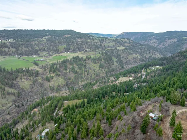 $225,000 | 751 Wilderness Drive, Orofino, ID 83544