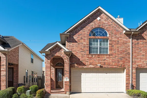 $299,000 | 6222 Skyline Drive, Unit 8, Houston, TX 77057