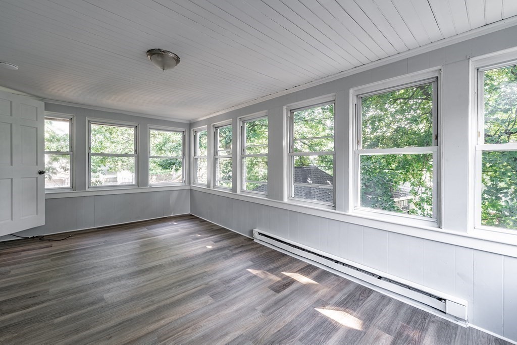 37 Forest Street Springfield, MA 01108 - Photo 17 of 37