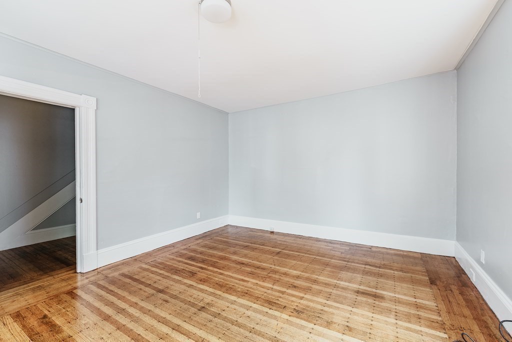 37 Forest Street Springfield, MA 01108 - Photo 9 of 37