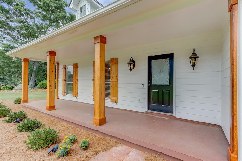 1554 Maddox Road Hoschton, GA 30548 - Photo 2 of 52