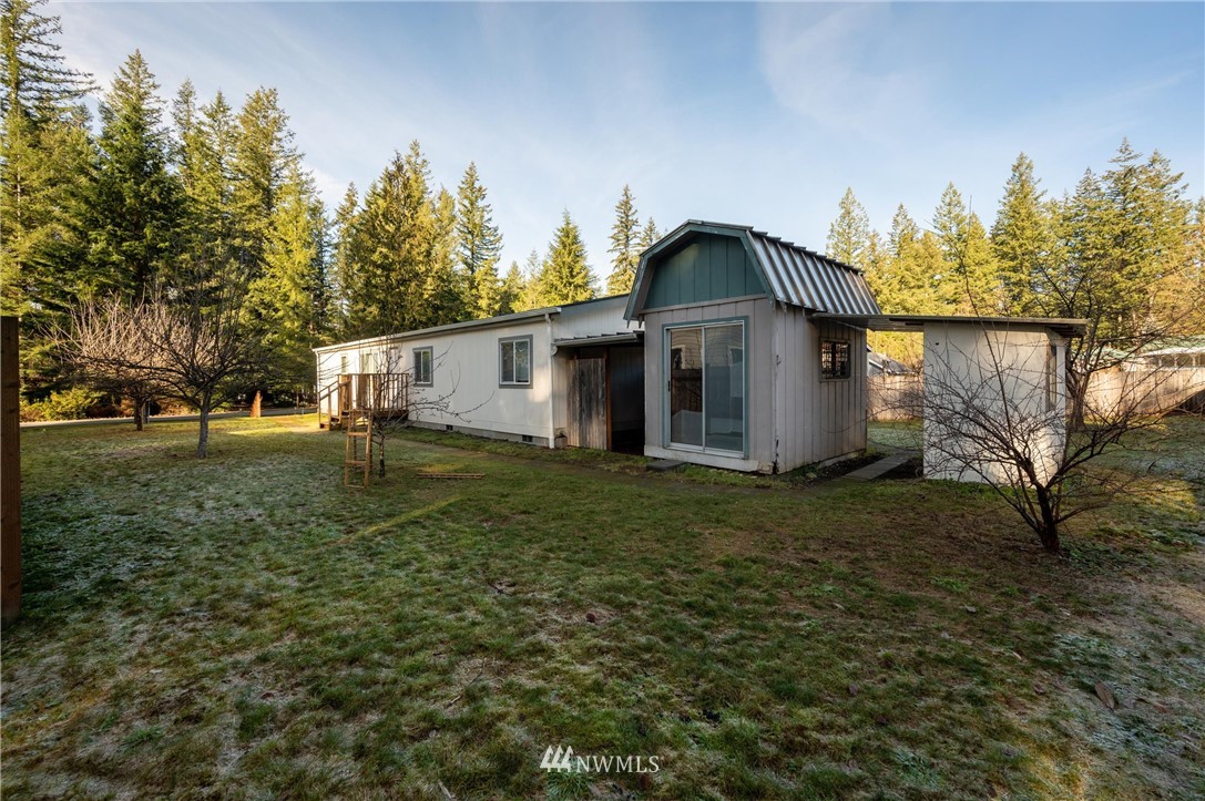 6167 Shamrock Road Maple Falls, WA 98266 - Photo 26 of 33 Gallery Image 26