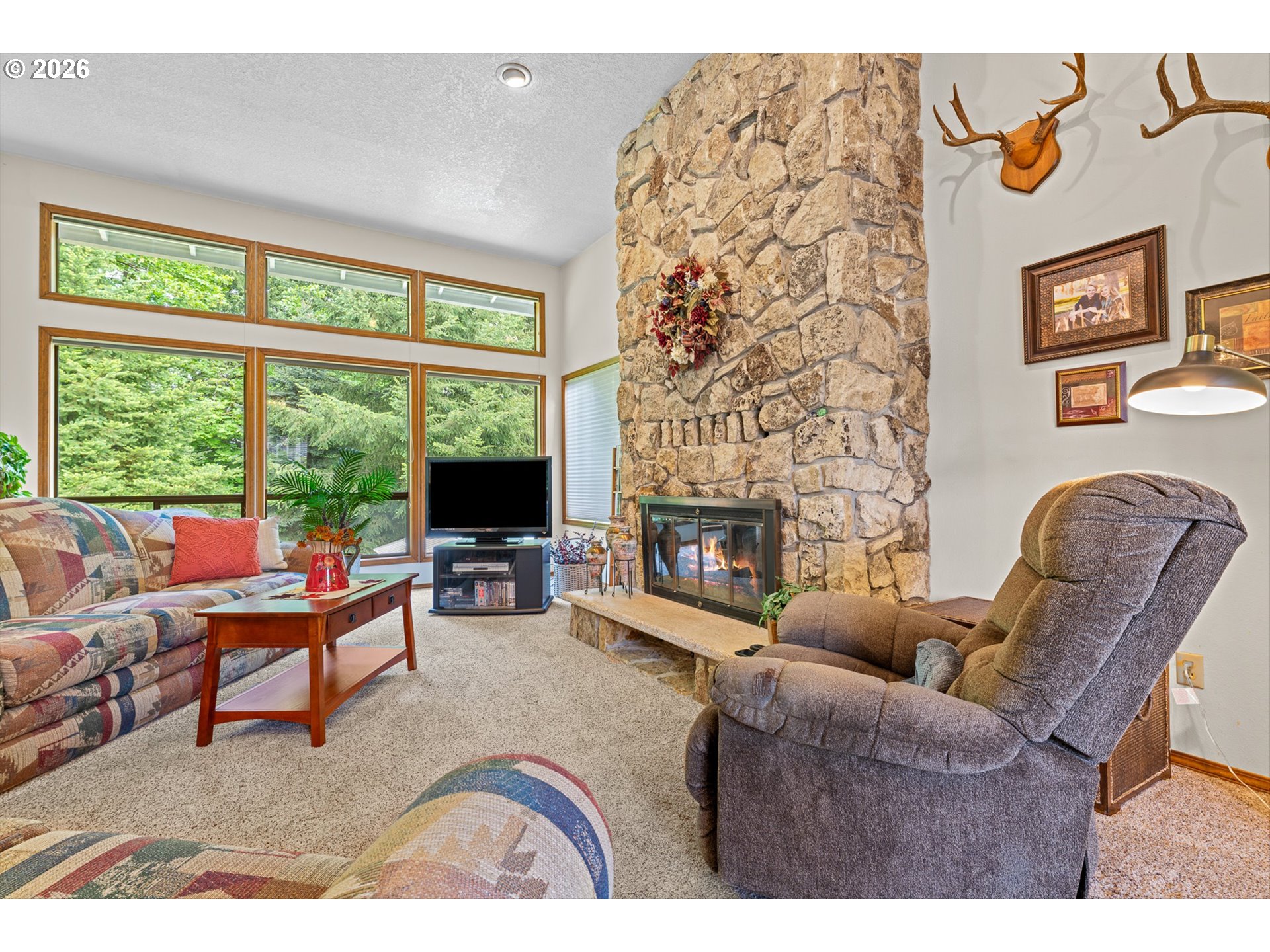 75375 Fern Hill Loop Rainier, OR 97048 - Photo 6 of 47 Living Room