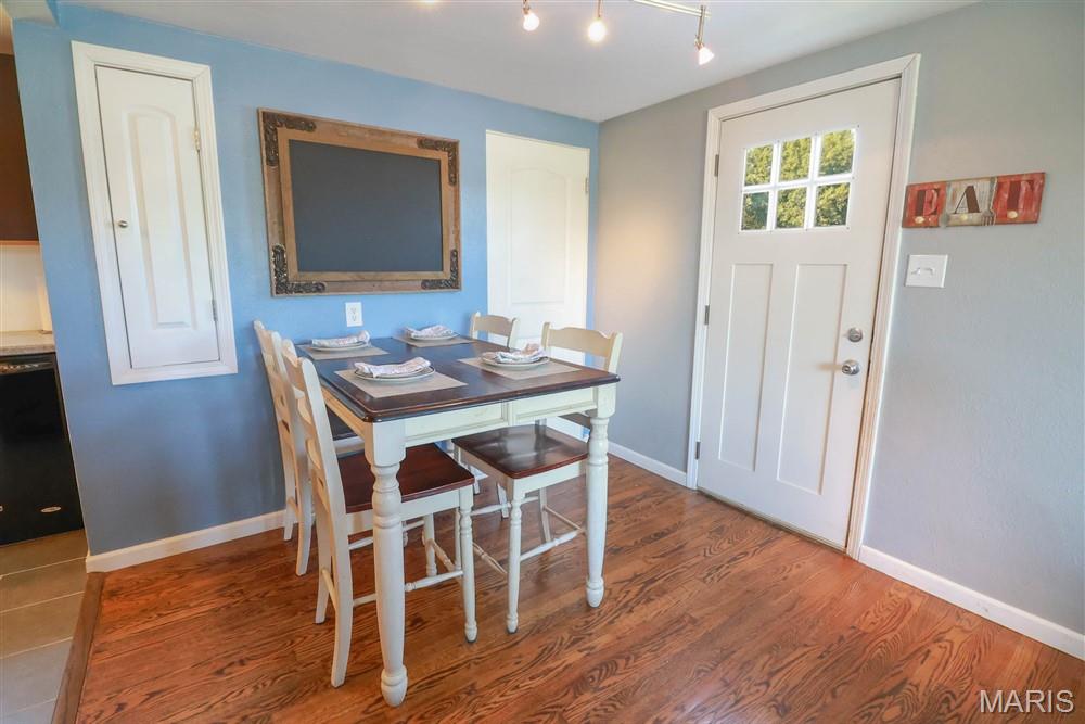 704 Park Street Waterloo, IL 62298 - Photo 5 of 12