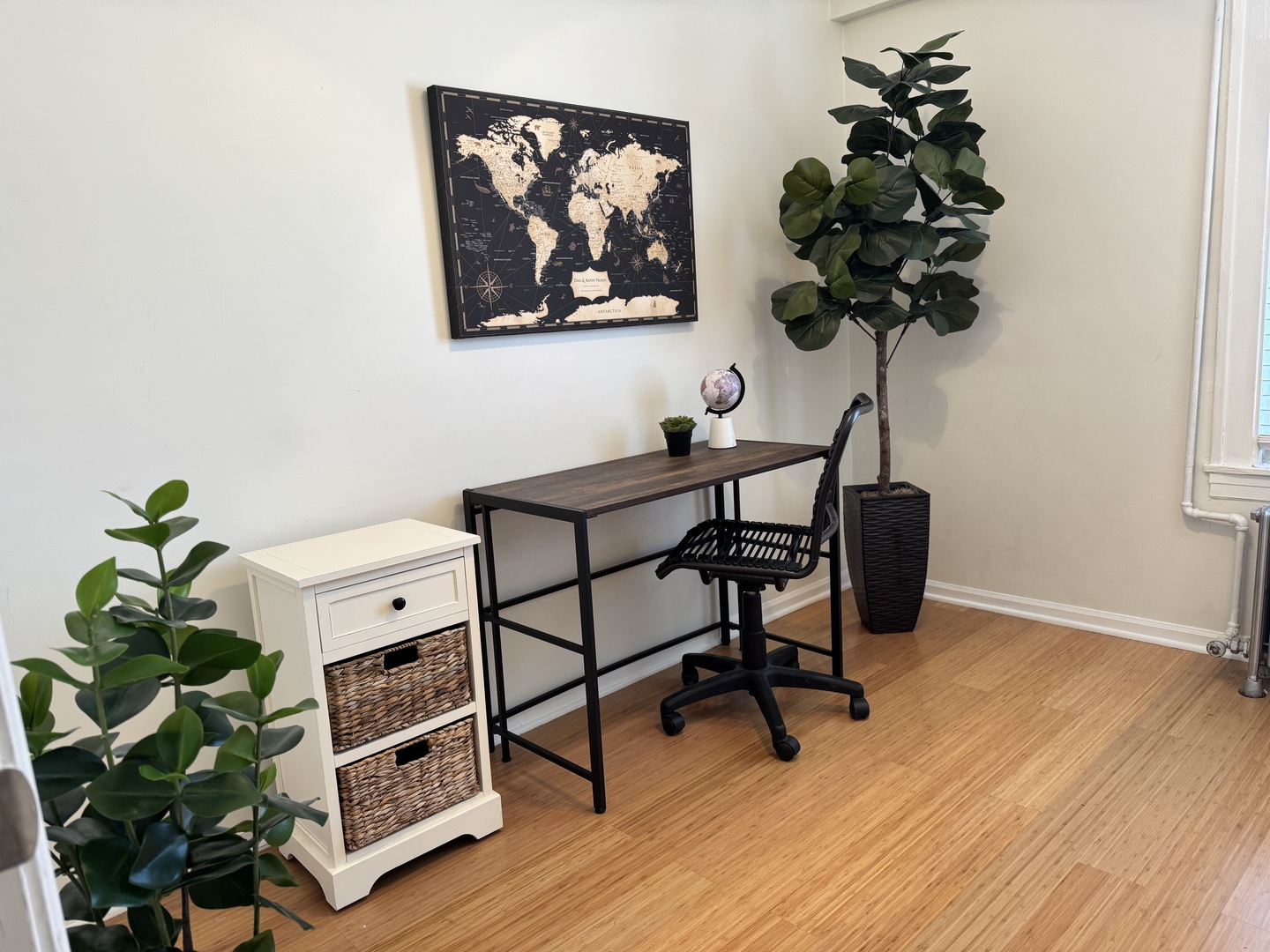 1309 Maple Avenue Berwyn, IL 60402 - Photo 11 of 17 a view of a work space with furniture and wooden floor