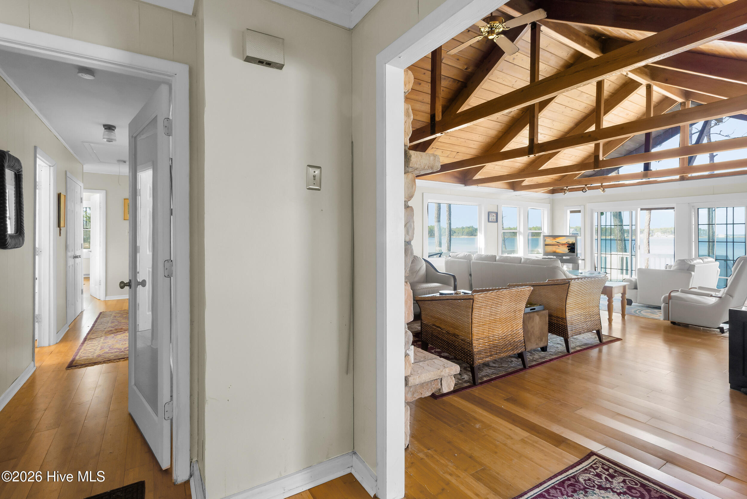 1117 Whealton Point Road Aurora, NC 27806 - Photo 12 of 33 Interior View