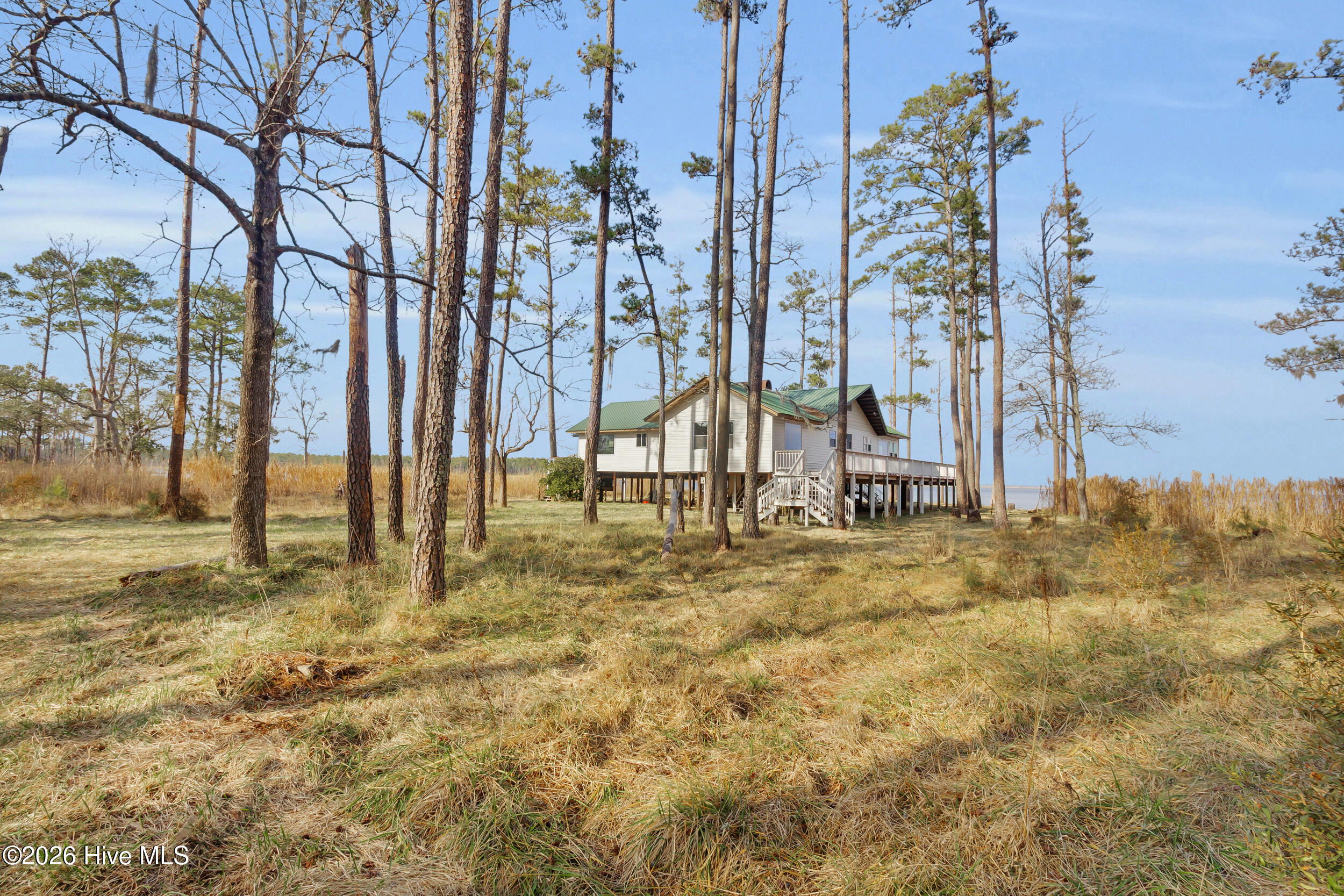1117 Whealton Point Road Aurora, NC 27806 - Photo 27 of 33 Front