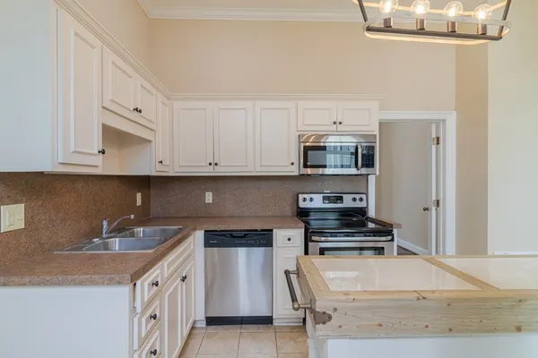 $1,775 | 526 Broadway, Columbus, GA 31901