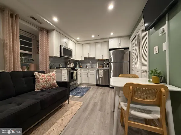 $1,890 | 625 Park Road Northwest, Unit C8, Washington, DC 20010