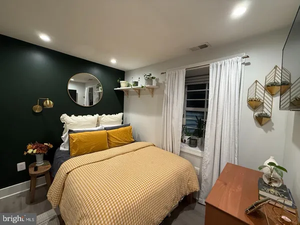 $1,890 | 625 Park Road Northwest, Unit C8, Washington, DC 20010