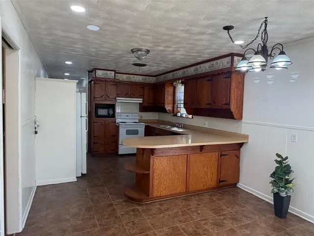 $1,875 | 4117 Big Bend Trail, Lake Worth, TX 76135