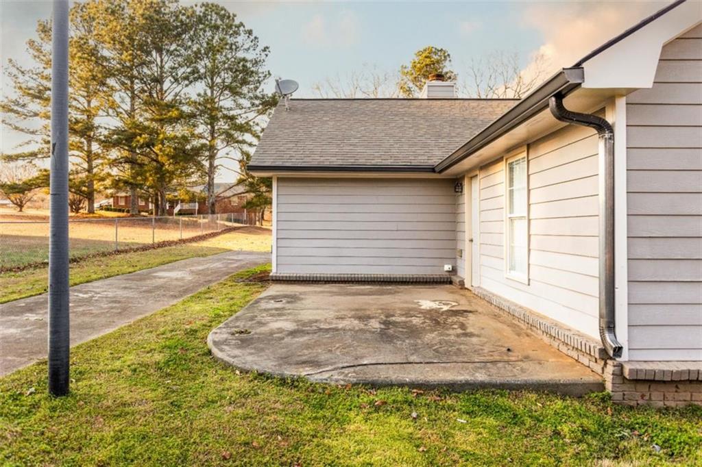 809 Parker Court Monroe, GA 30656 - Photo 32 of 50