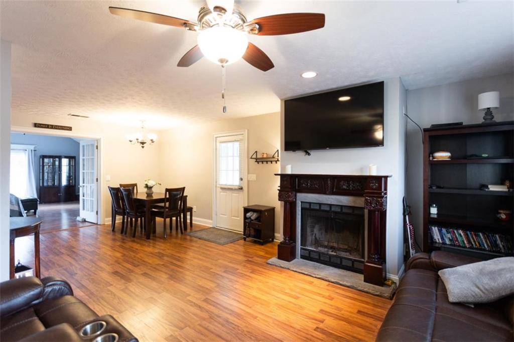 809 Parker Court Monroe, GA 30656 - Photo 4 of 50