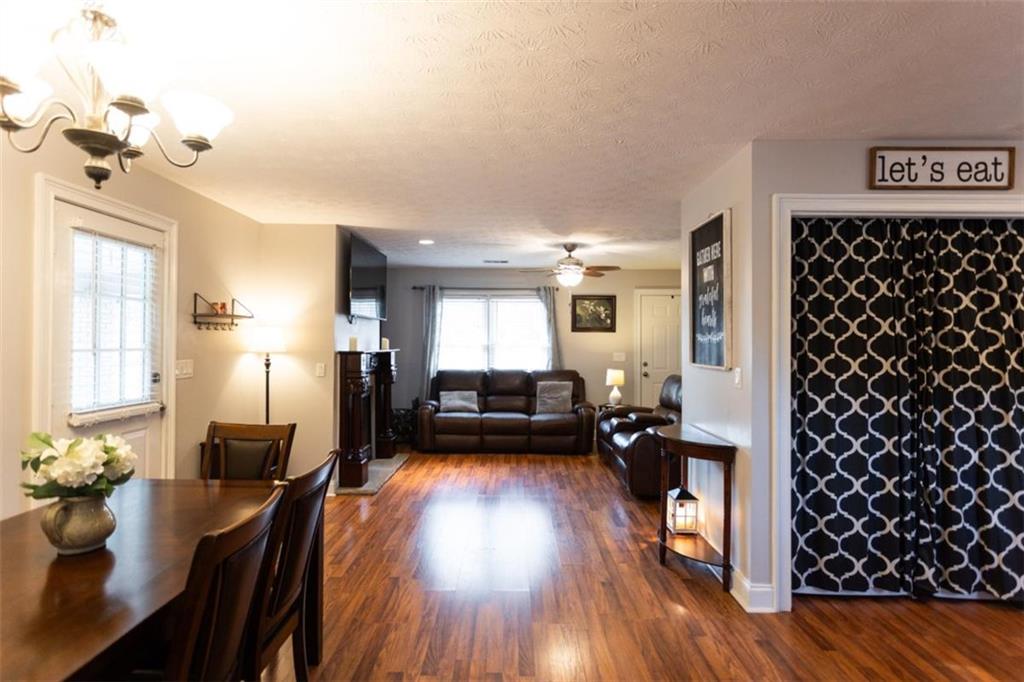 809 Parker Court Monroe, GA 30656 - Photo 5 of 50