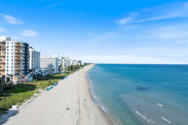 $2,500 | 3224 South Ocean Boulevard, Unit 211B, Highland Beach, FL 33487