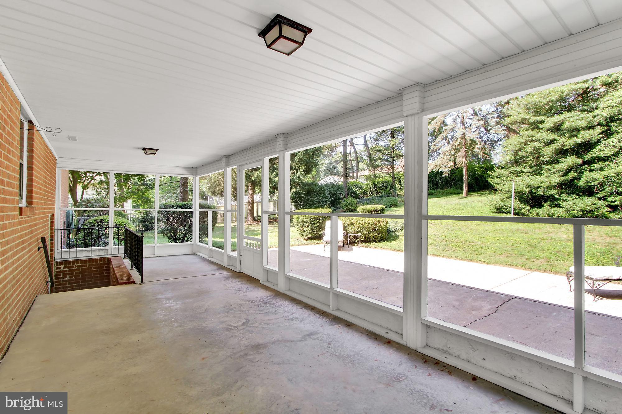 2775 Cambridge Road York, PA 17402 - Photo 16 of 20 Gallery Image 16