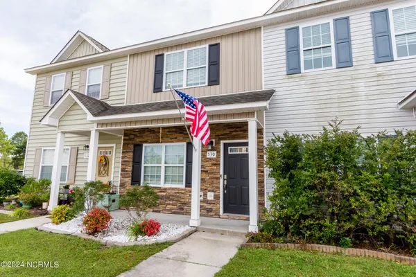 $1,499 | 530 Oyster Rock Lane, Sneads Ferry, NC 28460