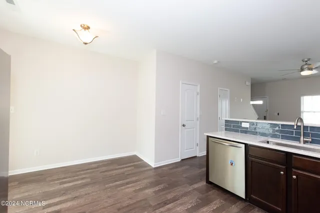 $1,500 | 530 Oyster Rock Lane, Sneads Ferry, NC 28460