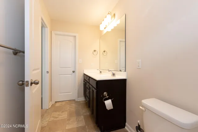 $1,500 | 530 Oyster Rock Lane, Sneads Ferry, NC 28460