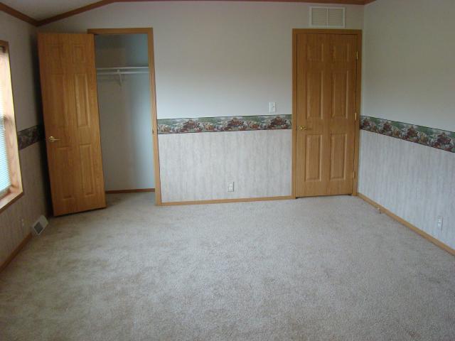 22380 Sycamore Road Mount Vernon, OH 43050 - Photo 16 of 18 Gallery Image 16