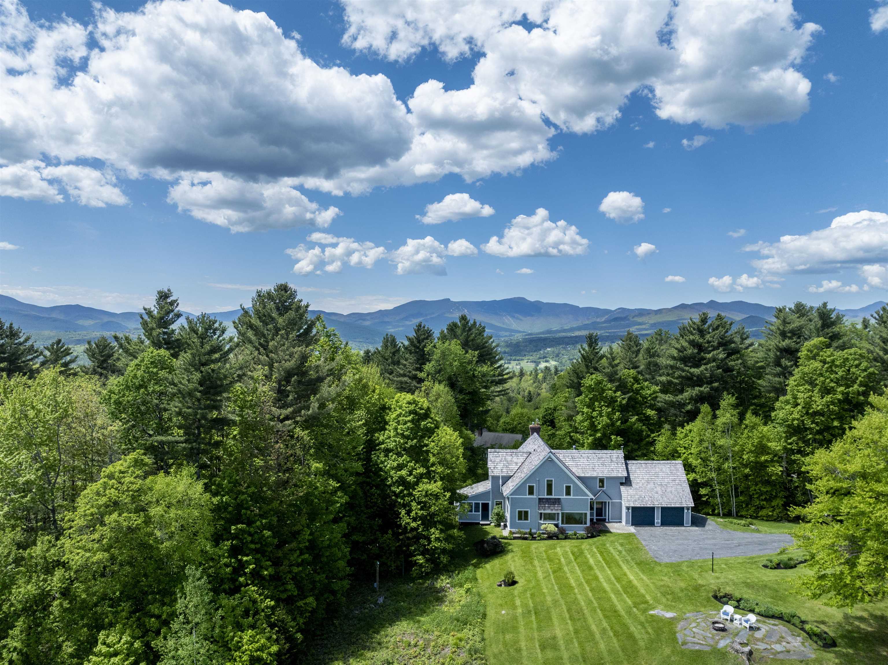 188 Foster Farm Road Stowe, VT 05672 - Photo 4 of 58