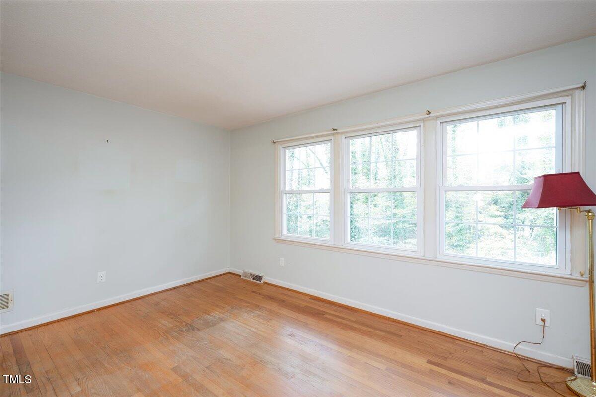 6508 Arnold Road Raleigh, NC 27607 - Photo 7 of 28 07-- 7