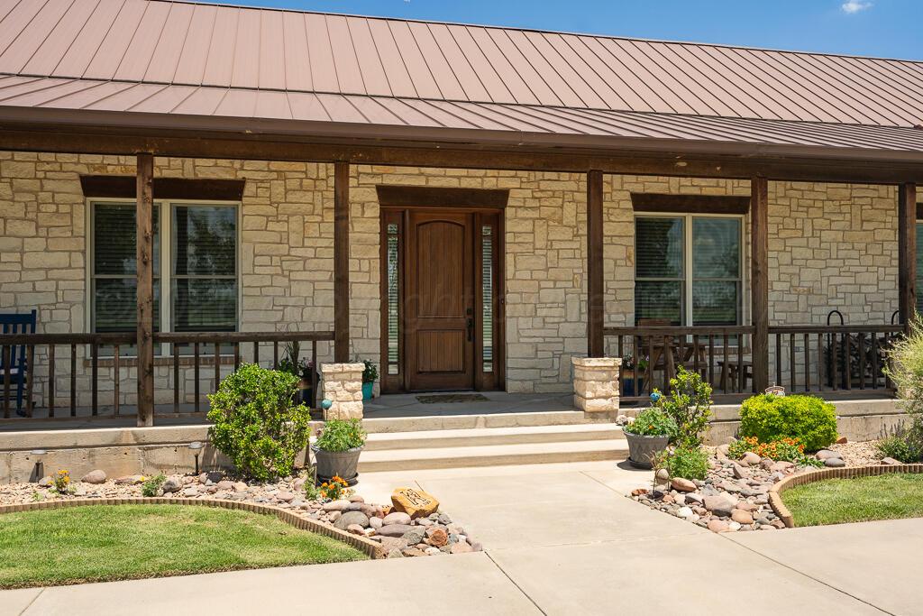 7701 Canyon Bend Road Amarillo, TX 79118 - Photo 12 of 67 front 4
