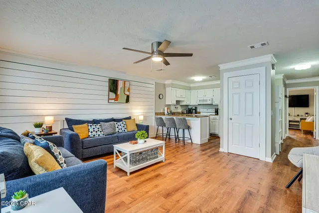 $1,500 | 17670 Front Beach Road, Unit B4, Panama City Beach, FL 32413