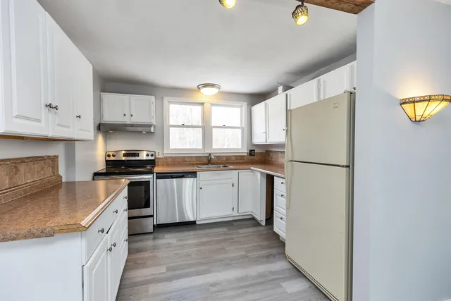 $279,500 | 1 Prospect Heights Road, Peterborough, NH 03458