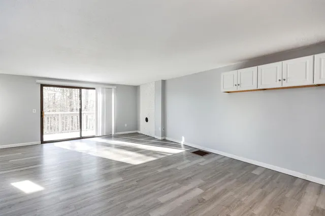 $279,500 | 1 Prospect Heights Road, Peterborough, NH 03458