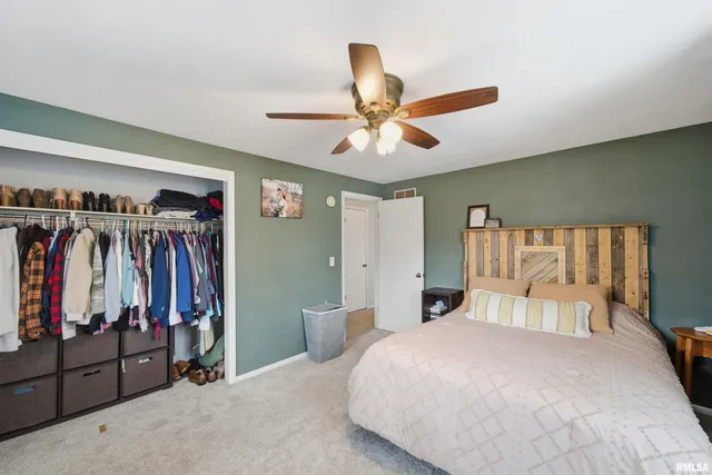 $239,900 | 604 Ivy Lane, Tremont, IL 61568