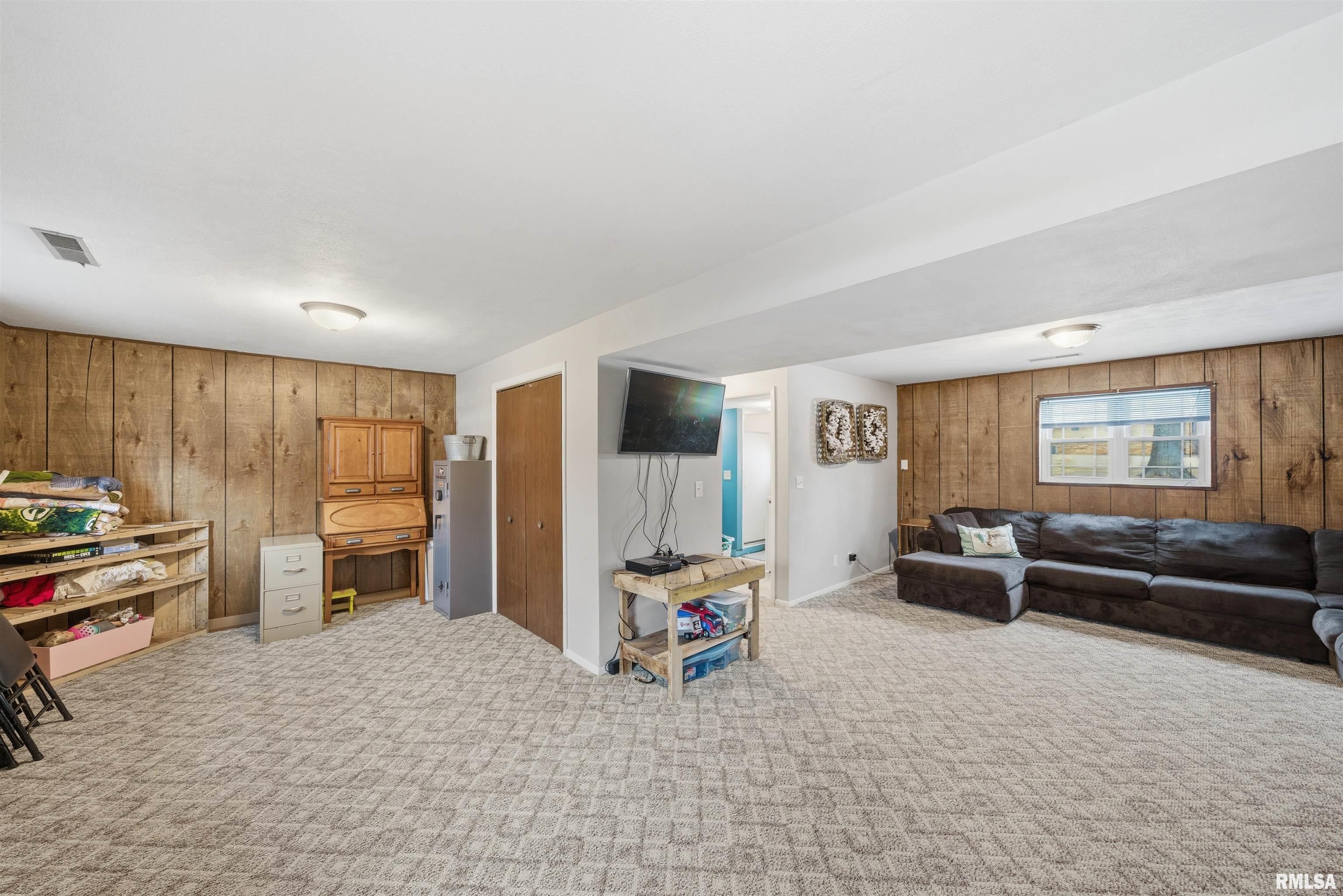 604 Ivy Lane Tremont, IL 61568 - Photo 32 of 37