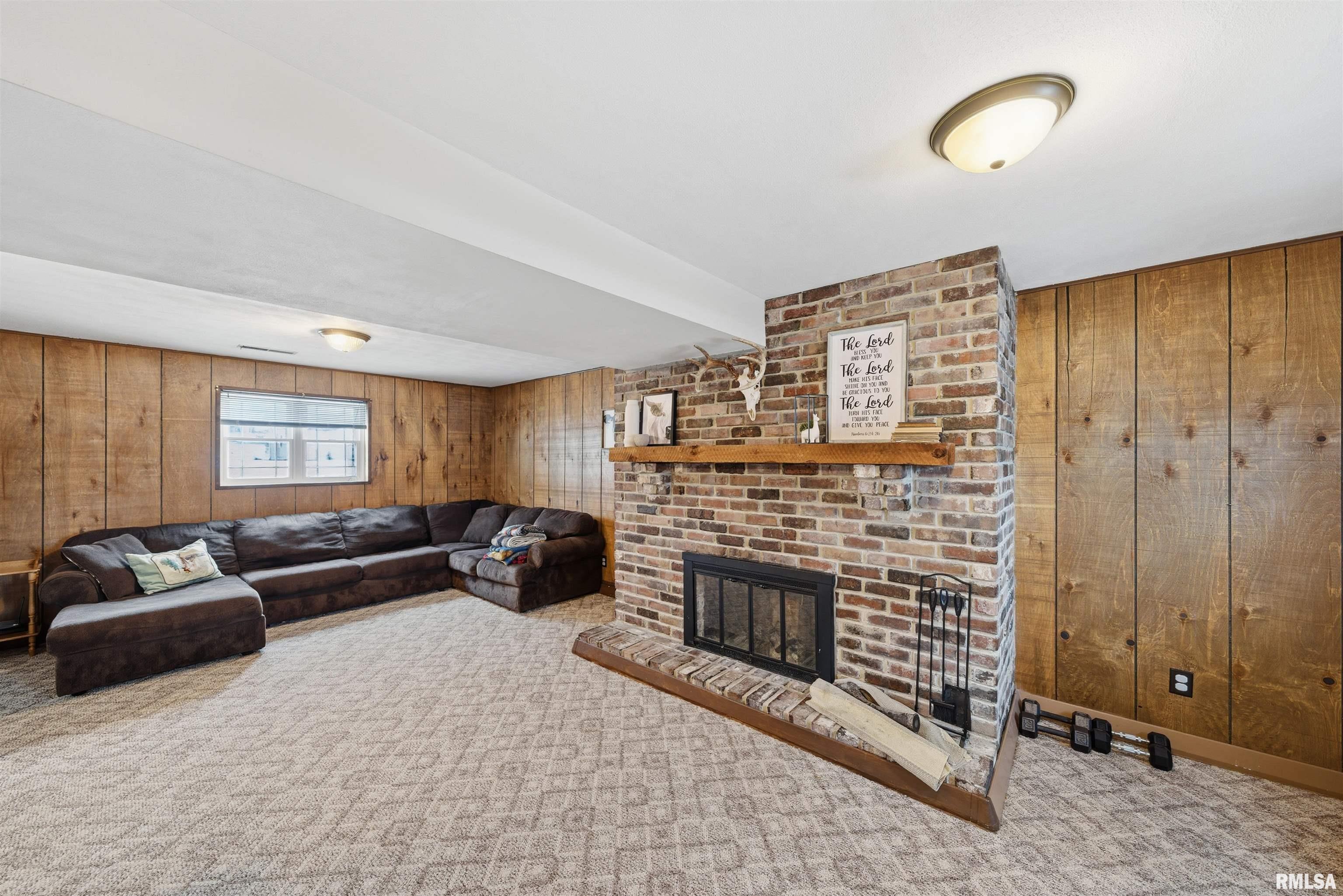 604 Ivy Lane Tremont, IL 61568 - Photo 33 of 37