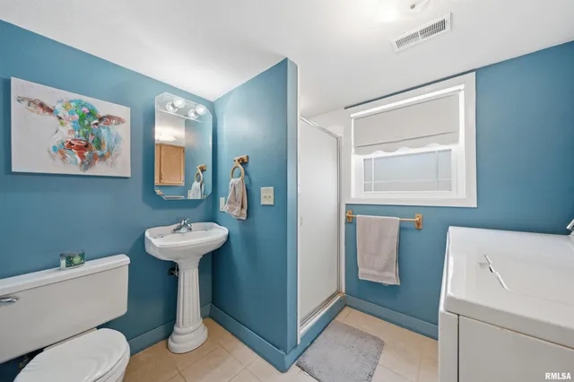 $239,900 | 604 Ivy Lane, Tremont, IL 61568