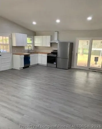 $1,400 | 1615 Morehead Avenue, Fayetteville, NC 28303