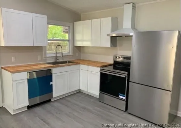 $1,400 | 1615 Morehead Avenue, Fayetteville, NC 28303
