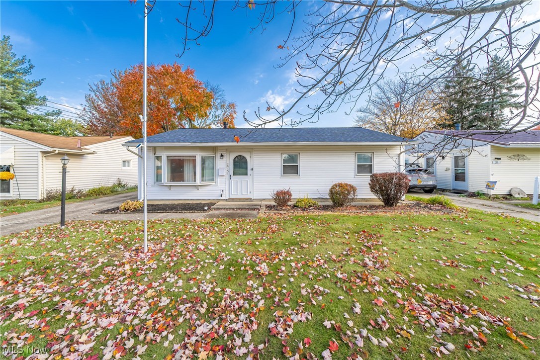 292 Nobottom Road Berea, OH 44017 - Photo 1 of 33 Gallery Image 1