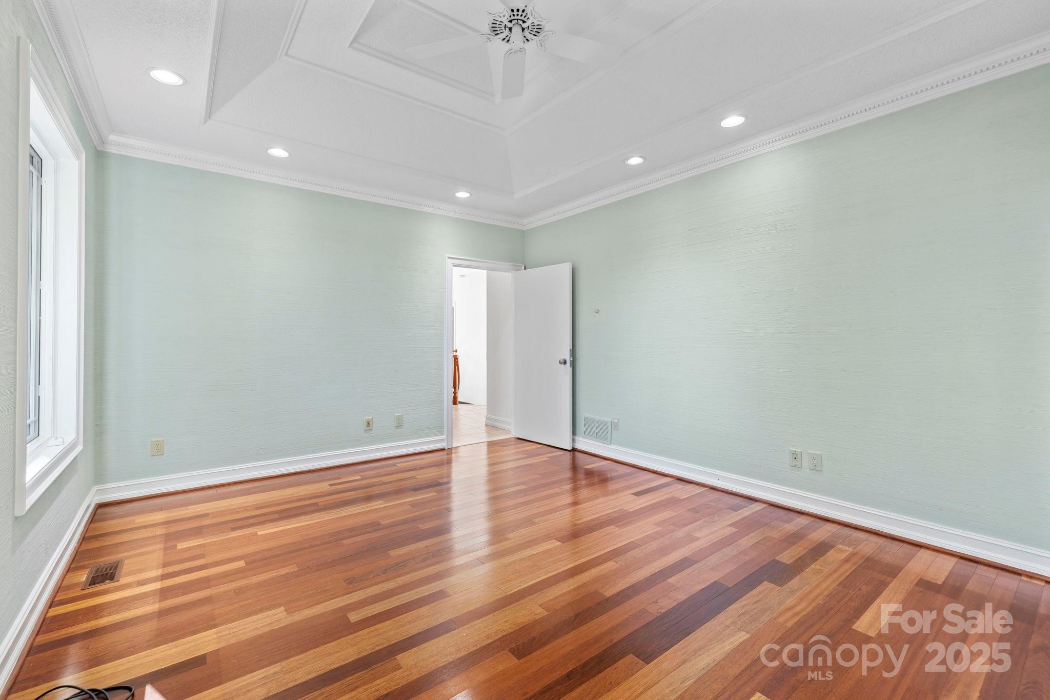 31 South Ridge Drive Hendersonville, NC 28739 - Photo 23 of 48