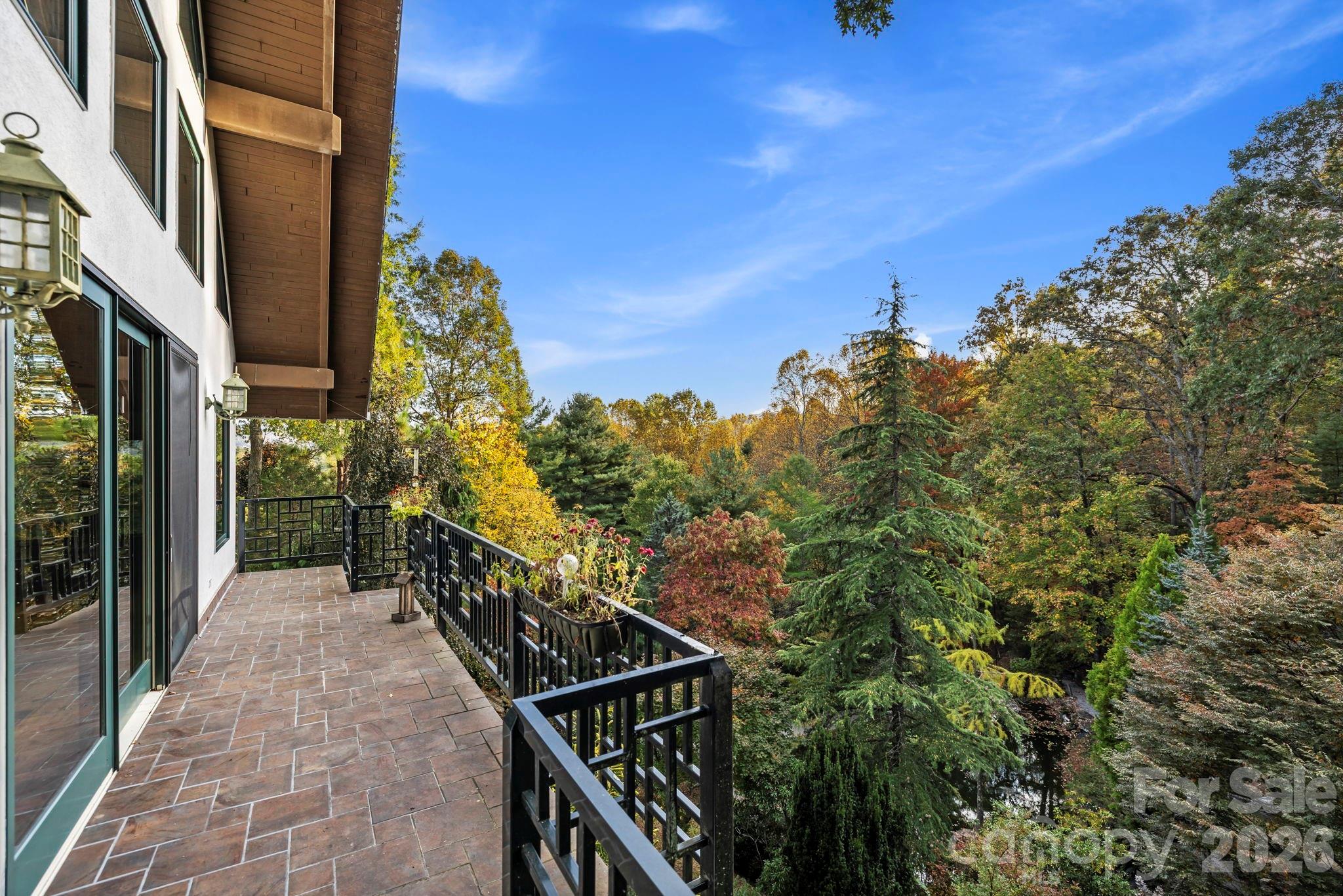 31 South Ridge Drive Hendersonville, NC 28739 - Photo 33 of 48