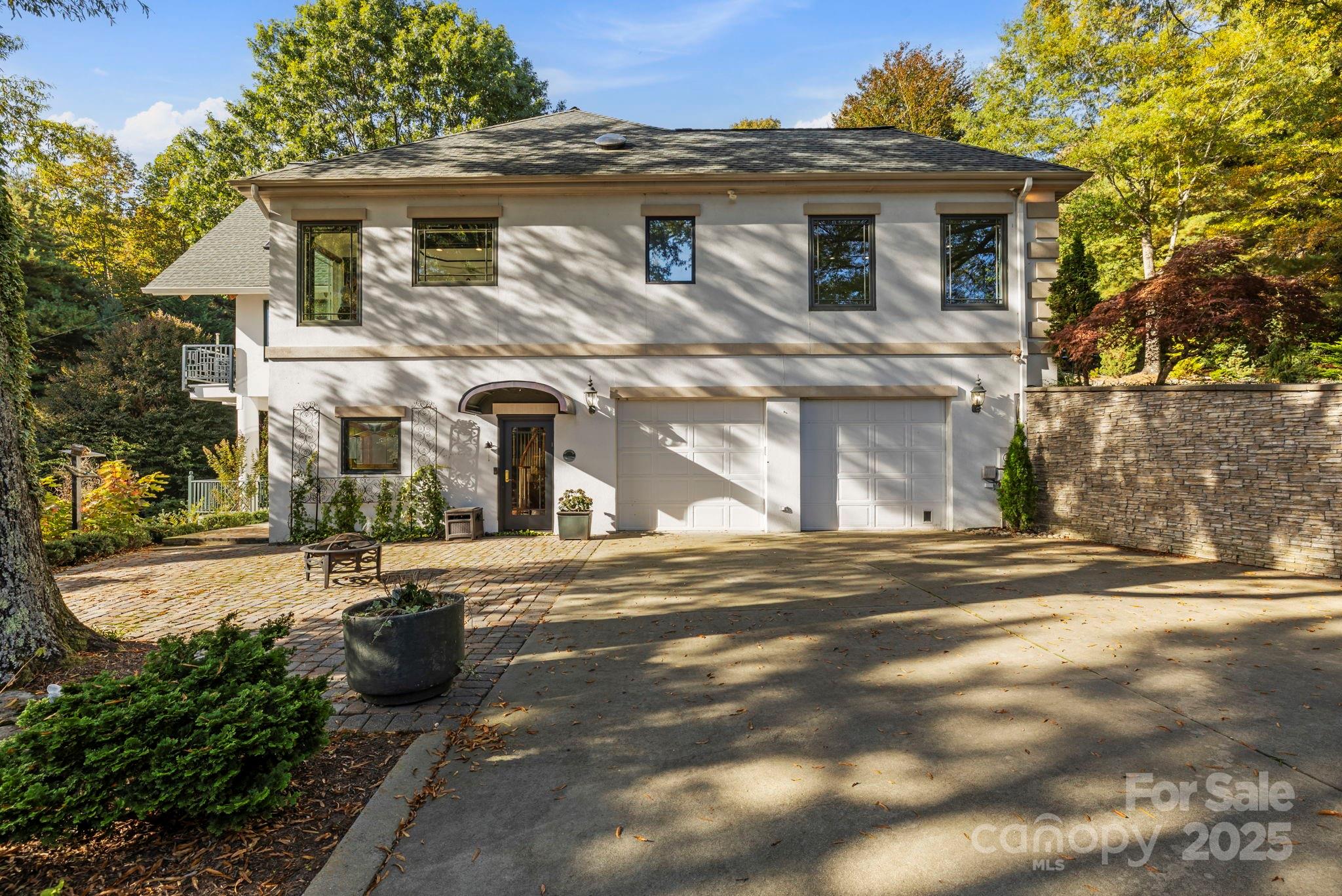 31 South Ridge Drive Hendersonville, NC 28739 - Photo 35 of 48