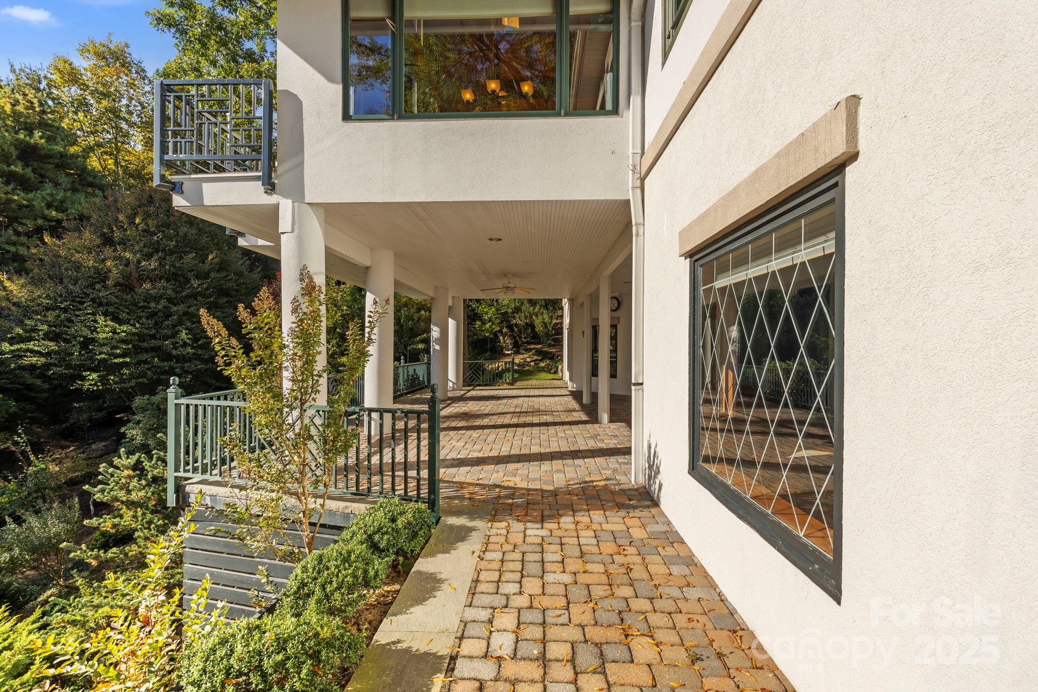 31 South Ridge Drive Hendersonville, NC 28739 - Photo 36 of 48