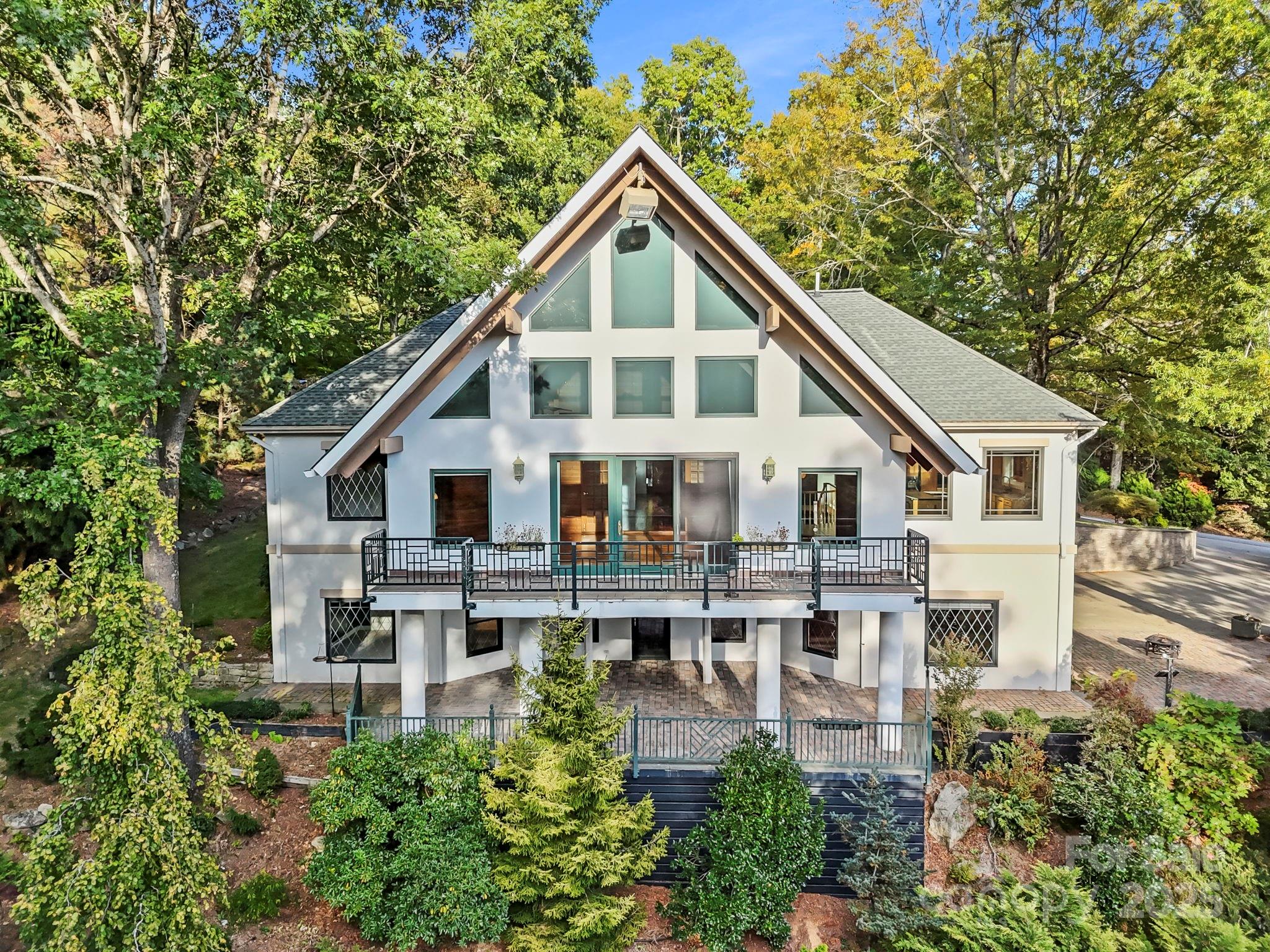 31 South Ridge Drive Hendersonville, NC 28739 - Photo 4 of 48