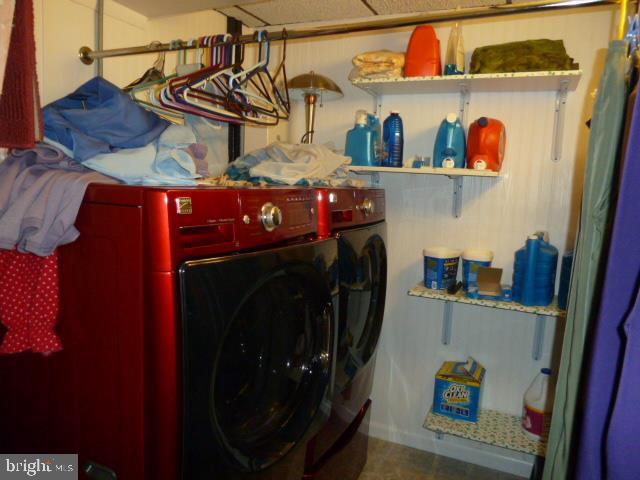 1095 Valley View Road York, PA 17406 - Photo 18 of 19 Gallery Image 18