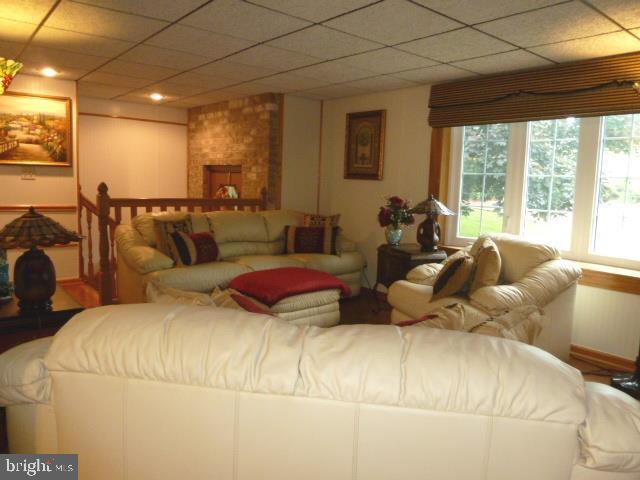 1095 Valley View Road York, PA 17406 - Photo 5 of 19 Gallery Image 5
