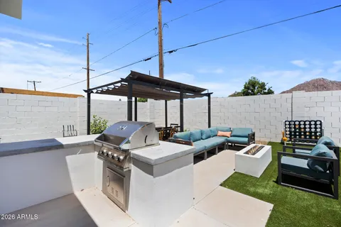 $2,189,000 | 4546 East Campbell Avenue, Phoenix, AZ 85018